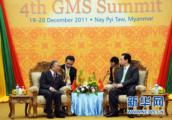 柬埔寨首相會(huì)見(jiàn)新聞聯(lián)播，深化友誼與合作的見(jiàn)證